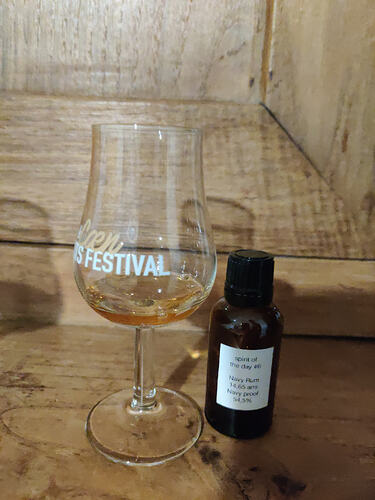 PXL_20251130_212342102.MP